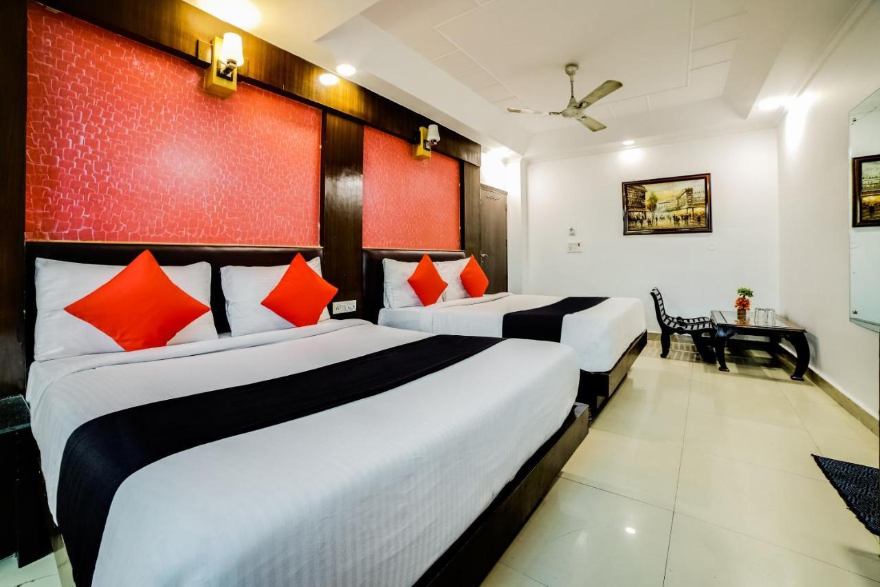 Capital O 6408 Hotel Delhi Heart New Delhi Eksteriør billede